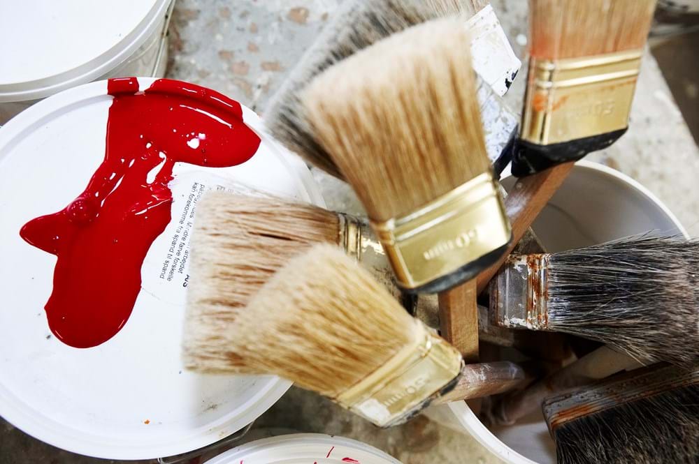 Gulvarbejde er der flest malermestre, der laver udover malearbejde. Derefter kommer andet arbejder, murerarbejde, tømrerarbejde og almindeligt entreprenørarbejde.