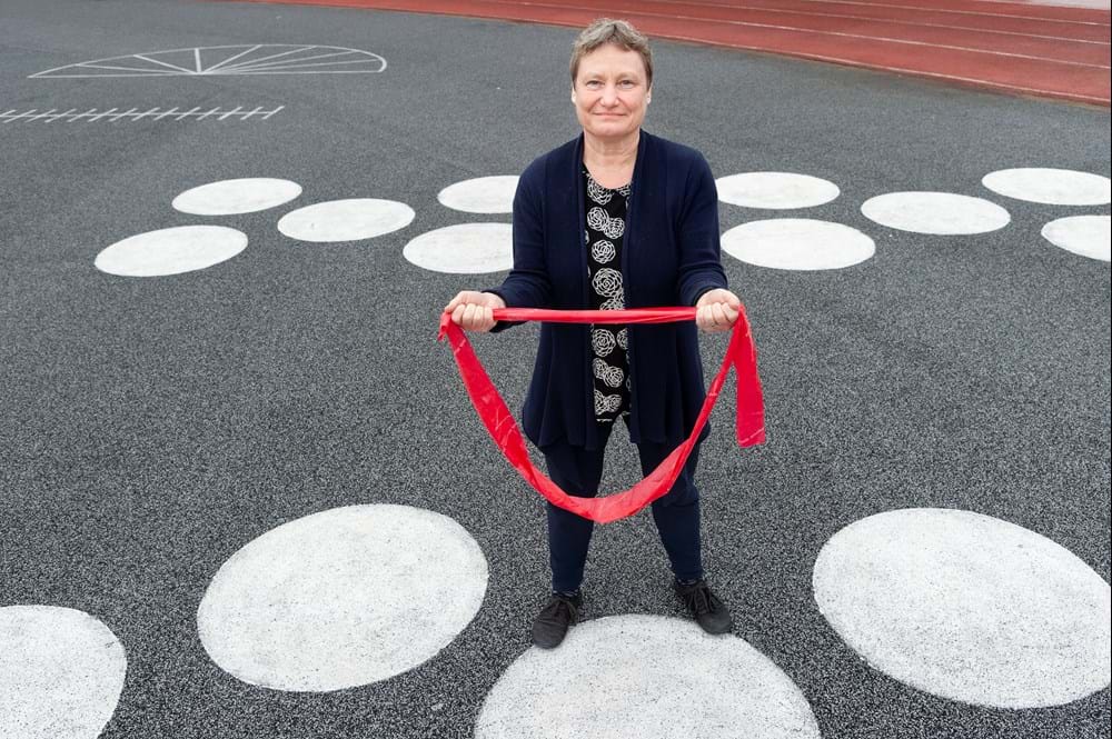 Karen Søgaard har udviklet et træningsprogram som er målrettet forskellige fag - også malerfaget. Foto Alex Tran.