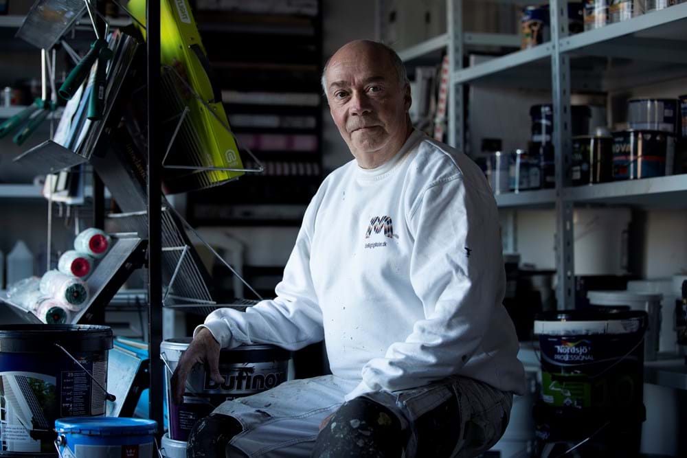 Malermester John Callesen har måttet skille sig af med medarbejdere. Manglende faglighed har hver gang været grunden - noget som man ikke rigtig spotter til en ansættelsessamtale.