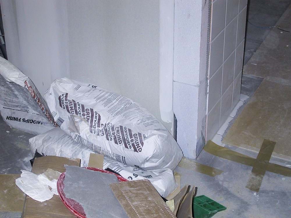 Alt for ofte møder malermestrene rod på byggepladser, der besværliggør arbejdet markant.