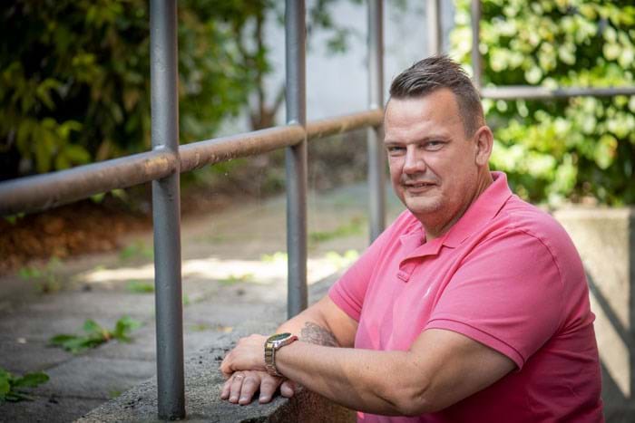 Malermester Morten Holdgård Larsen trækker på sine egne erfaringer i sin tilgang til mester. Og han taler med malersvendene i øjenhøjde. Foto Søren Hytting.