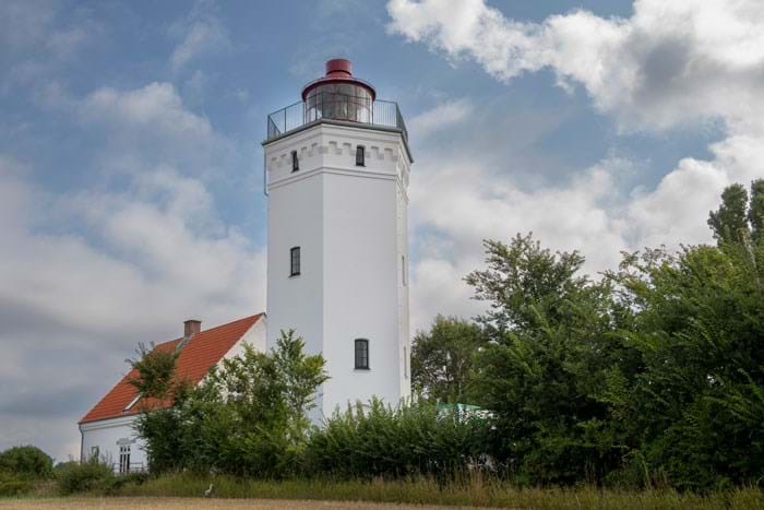 Gedser Odde Fyr. Hvis man tæller alle havnefyr, master og ejendomme med til de 176 fyrtårne, tæller den danske fyrliste mere end 2000 lys langs kysterne og ved havneindsejlingerne. Foto Søren Hytting