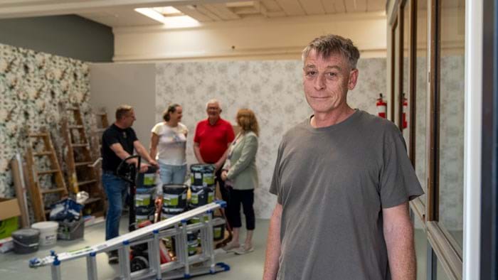 Det er os som ledere, der skal beslutte og prioritere det, hvis medarbejderne skal have afprøvet nye arbejdsmetoder. For i en presset hverdag, tager de ikke selv initiativ til at gøre noget andet, end de altid har gjort, fastslår entreprisechef Claus Spaabæk. Foto Søren Hytting.